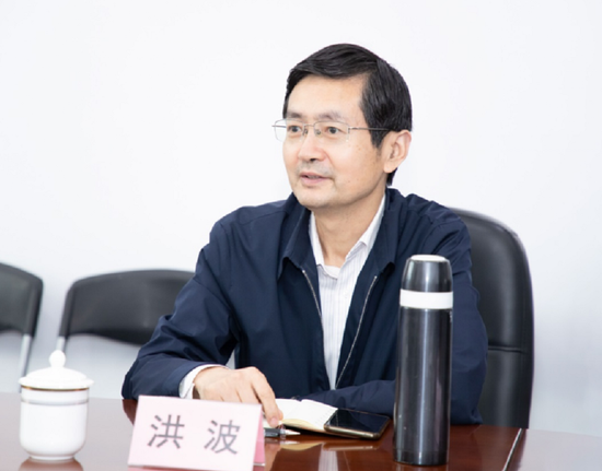 中央广电总台福建总站党委副书记、副召集人洪波