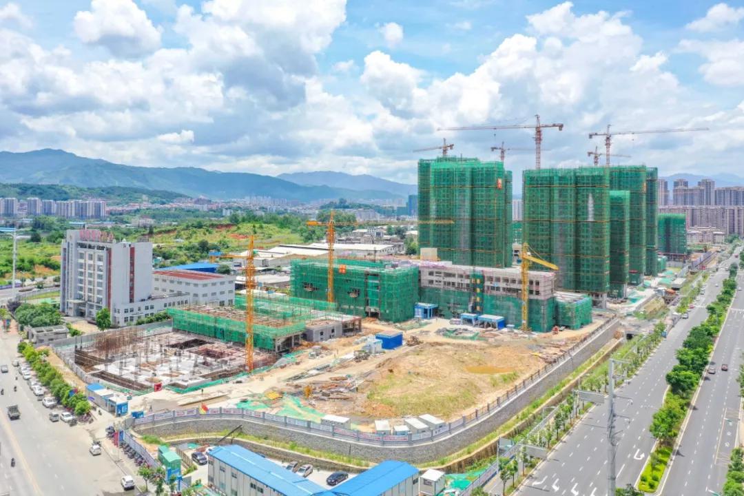 实验小学分校龙州园区校区建设现场|陈律全 摄