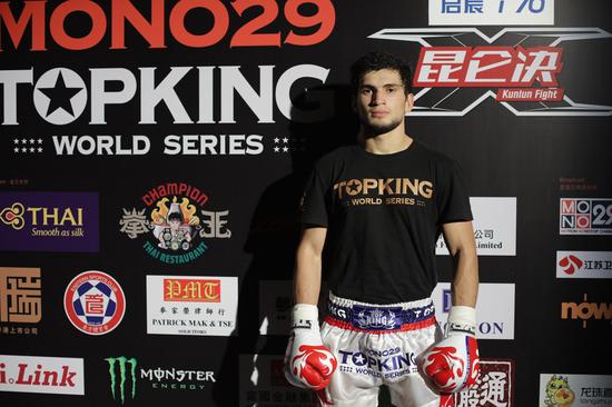 昆仑决战哈亚,播求弟子苏波邦:这场比赛等了一