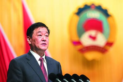 福建省政协十一届五次会议昨天开幕 张昌作工作报告