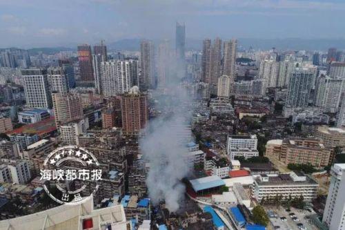 福州台江民房起火 过火面积约200平17辆消防