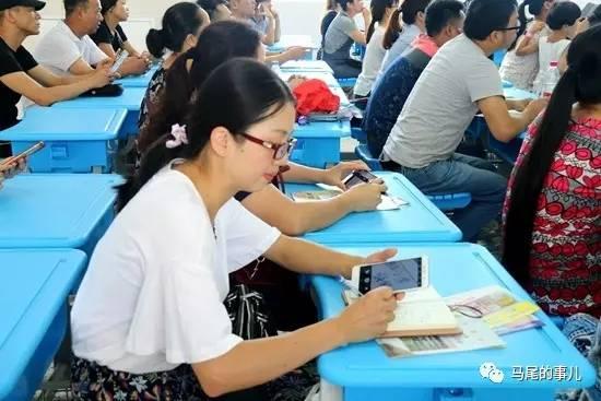 8月30日上午,我区首所市属公立小学福州市船政小学迎来了首批新生家长。