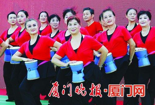 广场舞充满活力