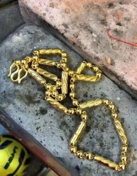 被追回的金饰