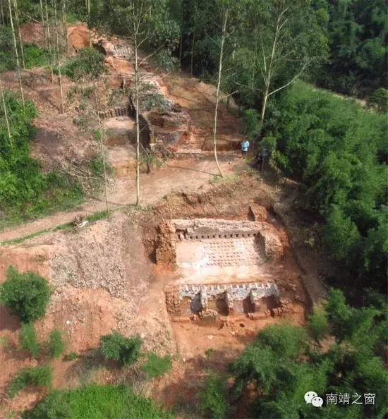 南靖龙山镇gdp多少_以招商引资为突破口打响休闲旅游牌的南靖龙山答卷(2)