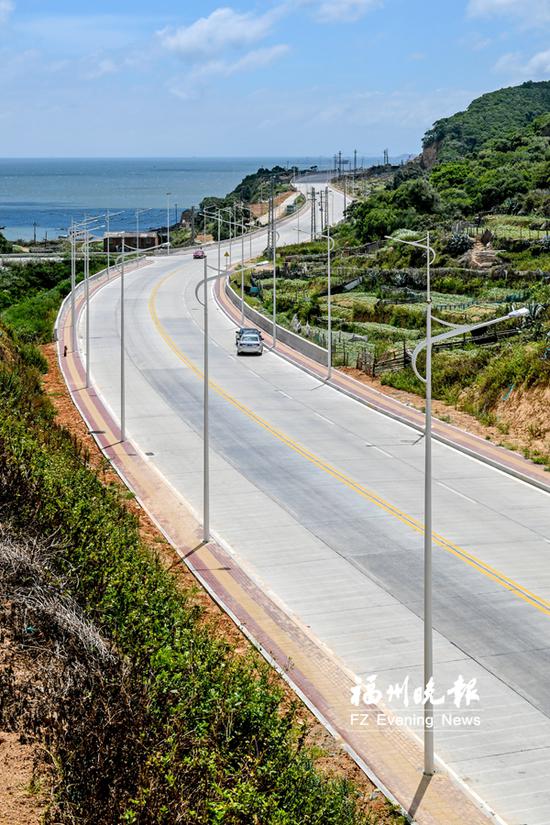 黄岐进镇公路已建成,计划国庆前通车。