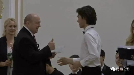 阮扬扬个人资料简历 阮扬扬一个月斩获三个国际比赛大奖详细情况