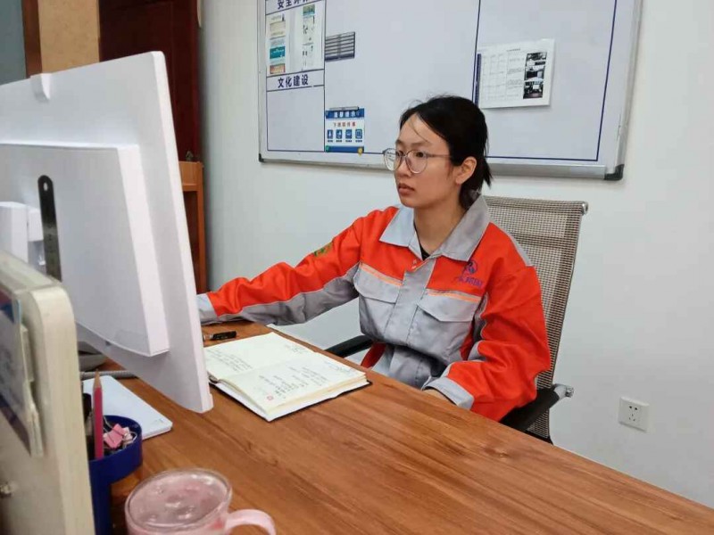 福州大学硕士邓益家在广东邦固公司工作