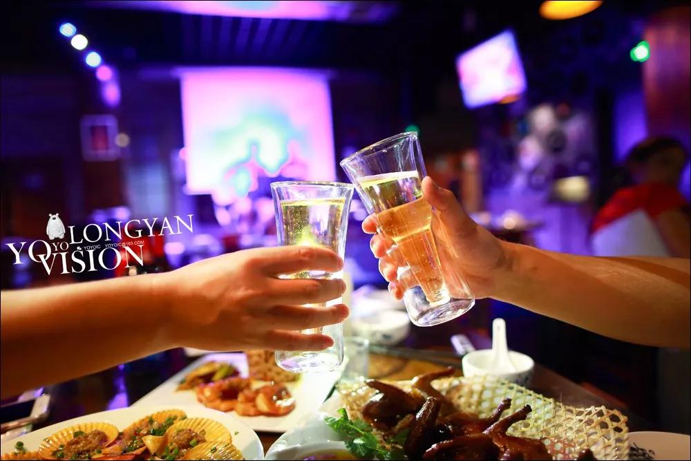 干杯|李艺爽 摄