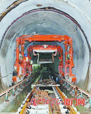 攻克过海隧道段 厦门地铁2号线力争年底开通试运营图2