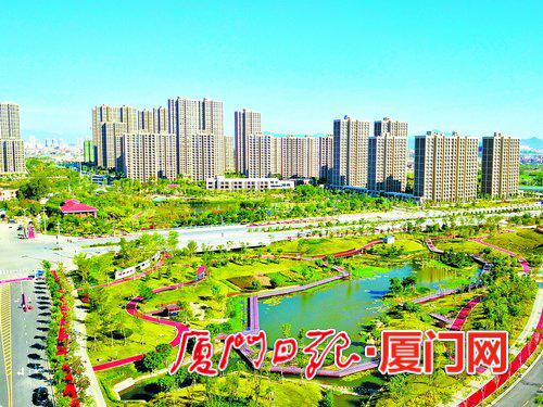 图为鼓锣公园水系下游段河道公园。