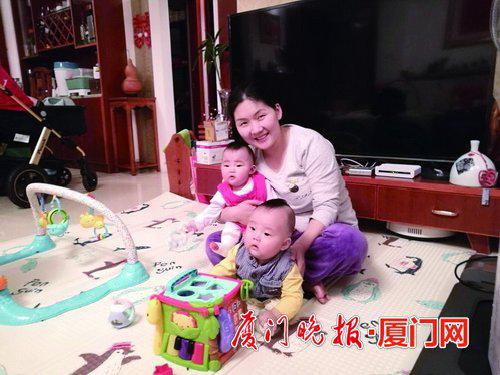 ■“护士妈妈”杨琴和她的一对龙凤胎。