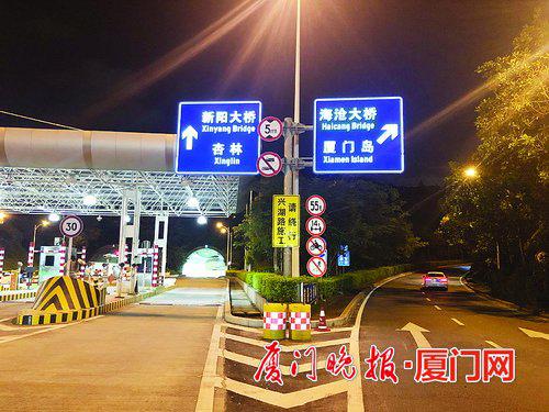 ■道路指示牌可“主动发光”。