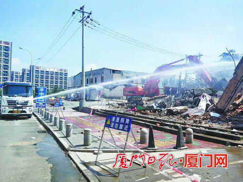  孚中央整村改造项目启动拆迁。（新阳街道 供图）