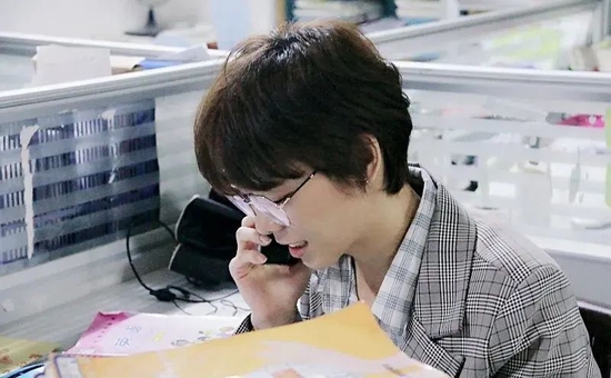 正副班主任定期家访