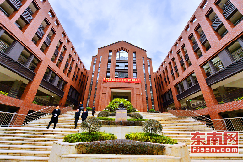 福州时代中学三盛分校明年9月招生 明年开设8