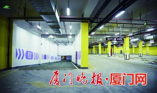 -双十中学枋湖校区地下停车场。