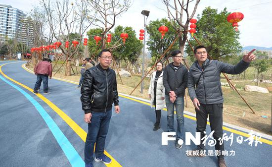 晋安公园建设方与园林管理部门紧密配合推进公园建设。记者 廖云岚 摄