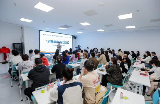“正畸+贴面”综合解决方案