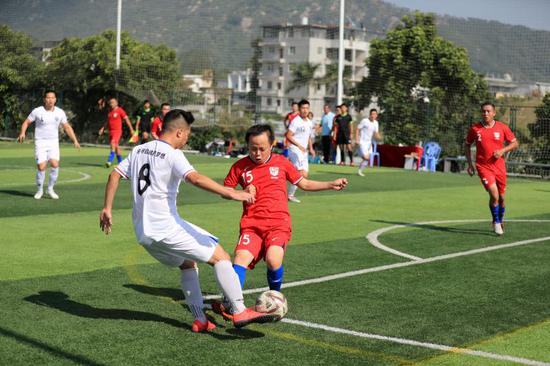 锋芒赛事首次举办七人制足球赛