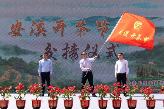 刘伯怡 摄