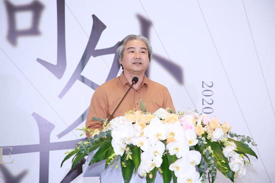 中国美术家协会理事,福建省文联副主席、书记处书记,福建省美术家协会主席王来文致辞