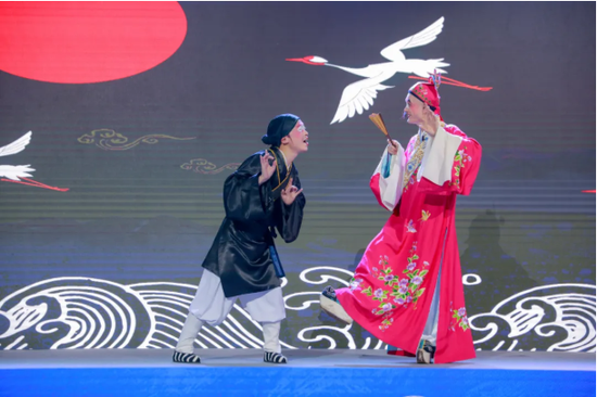 吴伯祥、白君郎表演高甲戏《公子游》