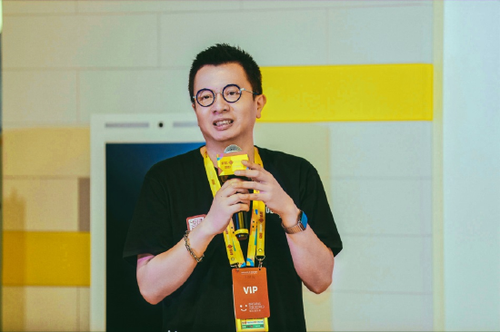 网龙副总裁陈长杰为活动致辞并接受媒体采访 主办方供图