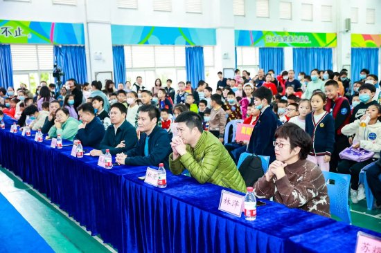 2023年湖里区科普嘉年华暨“怡景杯”青少年F4越野车模竞速挑