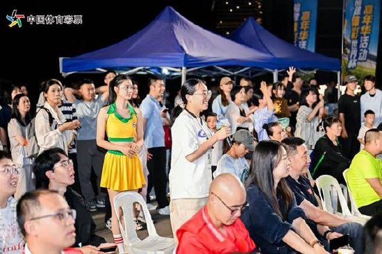 观众踊跃参与互动问答