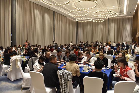 政和白茶香飘武夷山茶博会 品茗会友觅商机