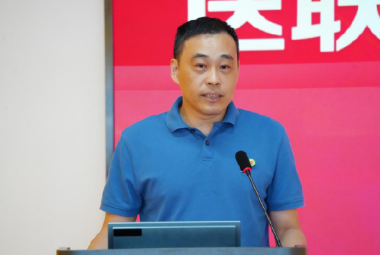 安溪县中医院院长李朝晖讲话