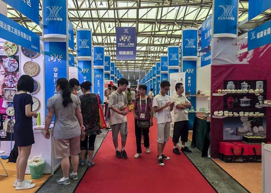 “闽货华夏行”亮相上海百货展会