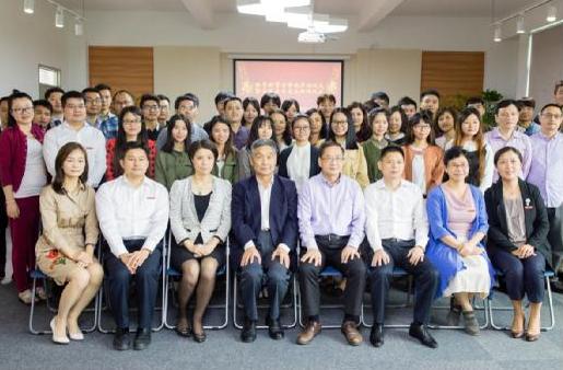 福建江夏学院融资租赁订单班开班仪式暨融信租赁实践教学基地揭牌仪式