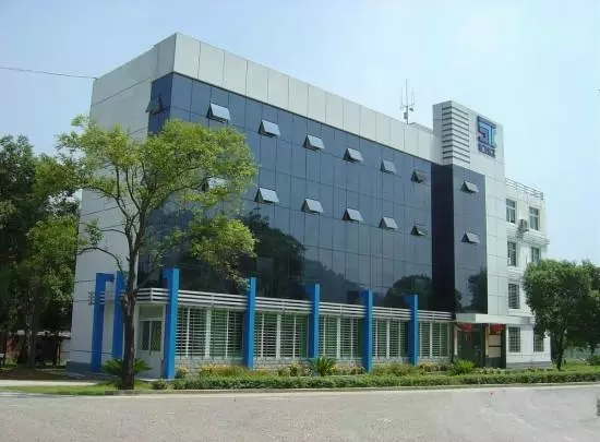 图三为:福建永晶科技有限公司办公大楼