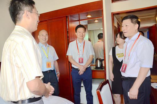 第88期福建省中高级人才招聘会在榕举办 政府