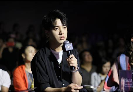 迪丽热巴御用时尚造型师张进老师对妆面进行点评