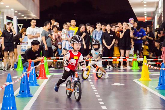 快!2017国际儿童平衡车大赛即将开赛
