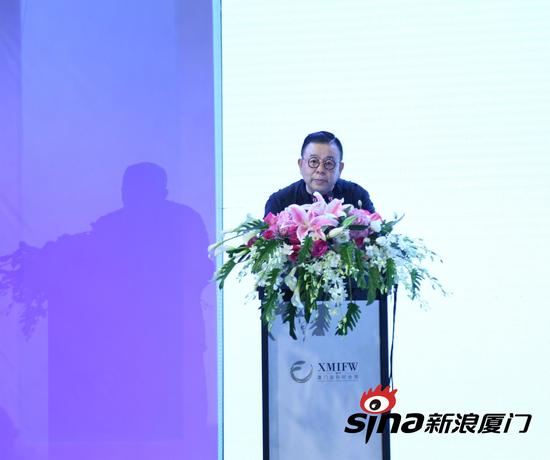 厦门国际时尚周组委会主席,中国金顶设计师获奖者计文波先生