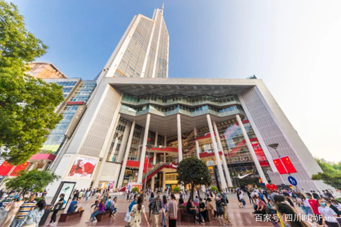 上海世茂广场实景图