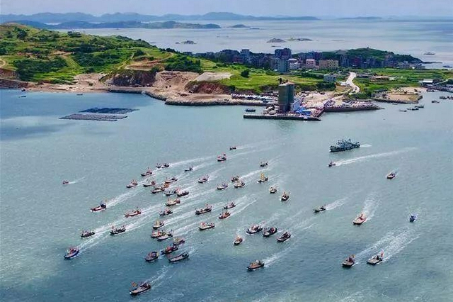 福建海域结束伏季休渔期正式开渔