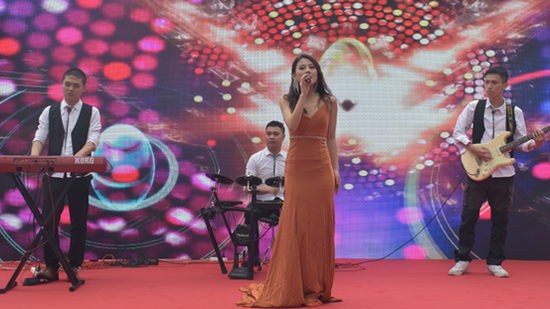 乐队表演