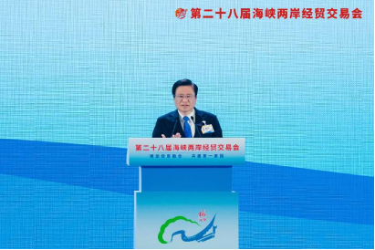 台湾商业总会理事长许舒博
