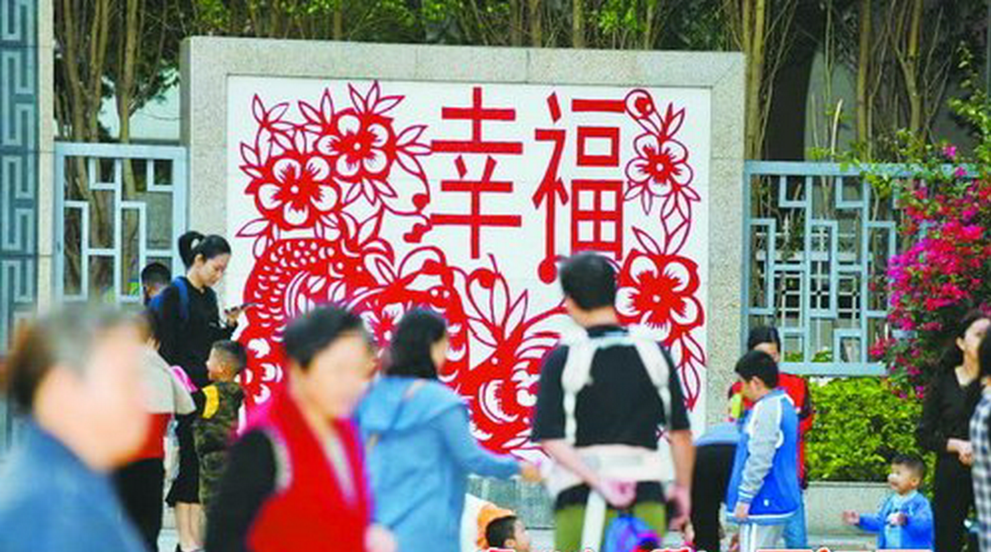 世上有无数种幸福,而有一种幸福叫生活在湖里。图为金安社区一景。
(湖里区委宣传部 供图)