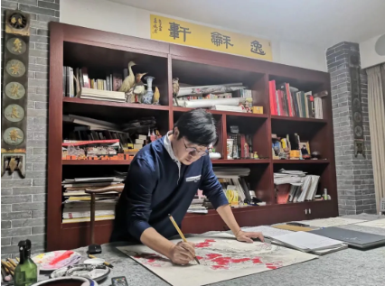 疫情时期在家创作的胡育光