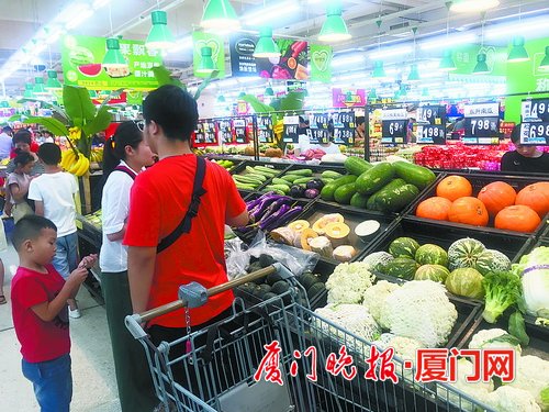 ■在我市一超市,松花菜每斤达6.98元。