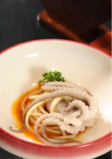 蒜椒汁沾小章鱼