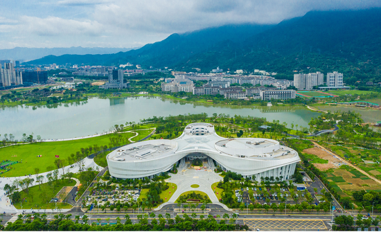 福州大学城文化艺术中心 林双伟摄