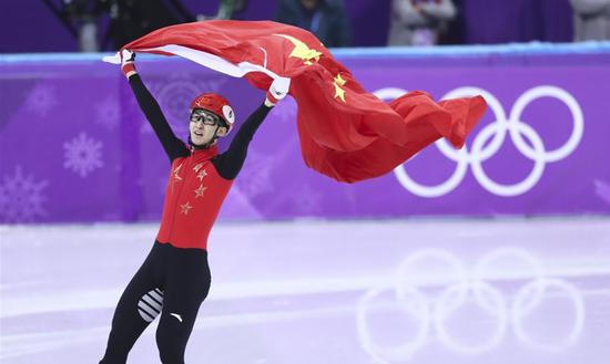 武大靖穿安踏装备,夺得平昌冬奥会男子短道500米冠军