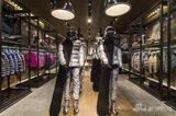 MONCLERЯDAN HOLDSWORTHBLACKOUTرϵ